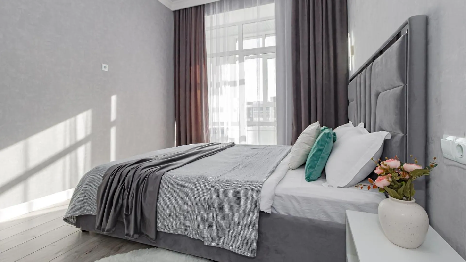Grand Champion, A Residential Complex Apartamento Astana